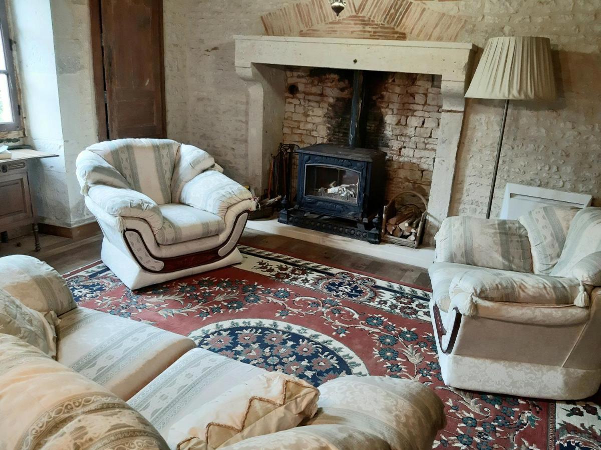 Wisteria Cottage Les Adjots المظهر الخارجي الصورة