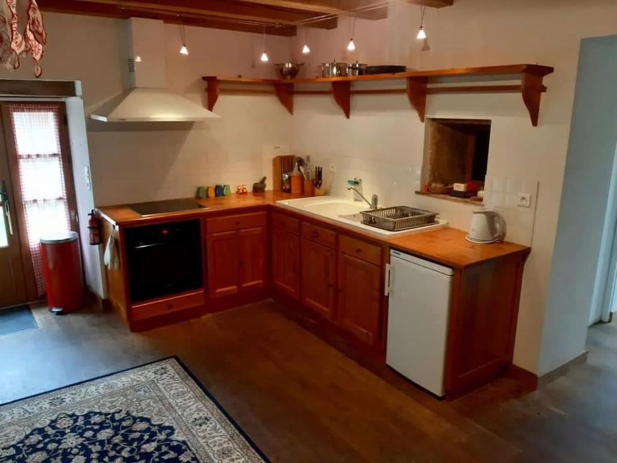 Wisteria Cottage Les Adjots المظهر الخارجي الصورة