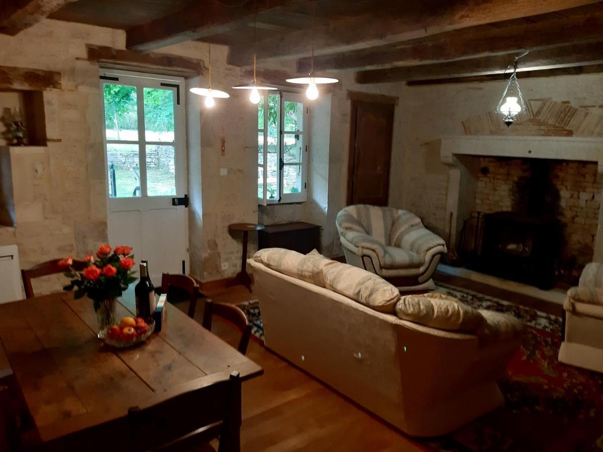 Wisteria Cottage Les Adjots المظهر الخارجي الصورة
